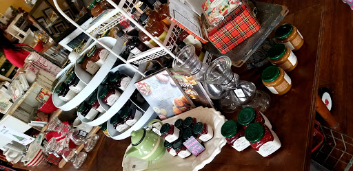 Bakery «The Cake Shop», reviews and photos, 1908 Capital Cir NE, Tallahassee, FL 32308, USA