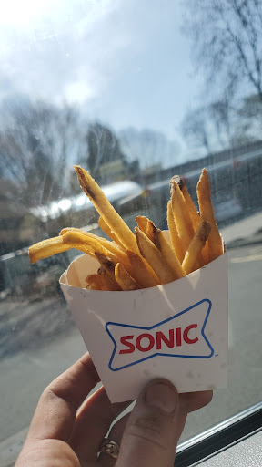 Fast Food Restaurant «Sonic Drive-In», reviews and photos, 2043 Olympic St, Springfield, OR 97477, USA