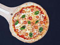 Photos du propriétaire du Pizzeria Top Pizza - Feu de Bois à Marseille - n°9