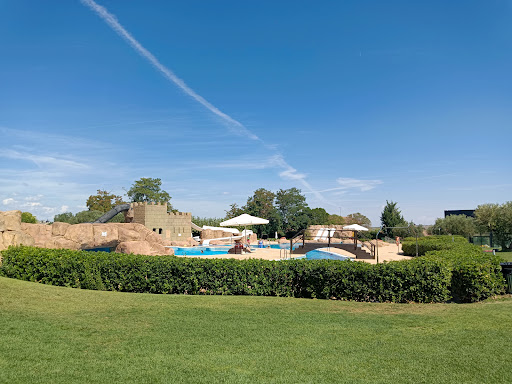 Piscina Municipal en Lardero, La Rioja