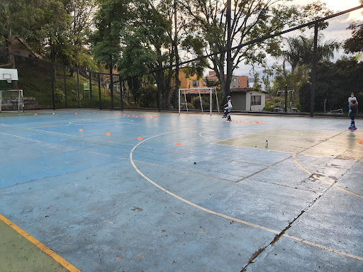 Basketball courts in Medellin