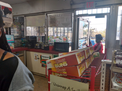 Convenience Store «Suncoast Grocery Inc», reviews and photos, 3401 N 22nd St, Tampa, FL 33605, USA