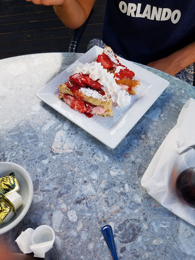 Shopping Mall «Periwinkle Place», reviews and photos, 2075 Periwinkle Way, Sanibel, FL 33957, USA