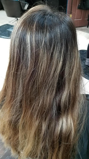 Hair Salon «European Style Salon - Hair Salon», reviews and photos, 1980 E Stop 13 Rd, Indianapolis, IN 46227, USA