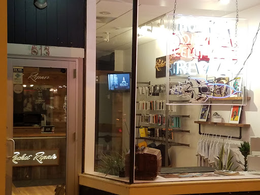 Computer Repair Service «Rocket Computer and Cell Phone Repair», reviews and photos, 513 State St, Madison, WI 53703, USA