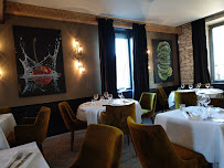 Atmosphère du Restaurant français Le Faisan Doré à Villefranche-sur-Saône - n°15