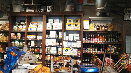 American Restaurant «Cracker Barrel Old Country Store», reviews and photos, 18214 Col Henry K Douglas Dr, Hagerstown, MD 21740, USA