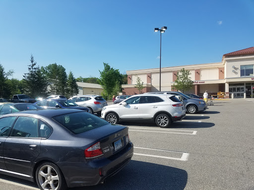 Supermarket «Super Stop & Shop», reviews and photos, 11 Main St, Canaan, CT 06018, USA