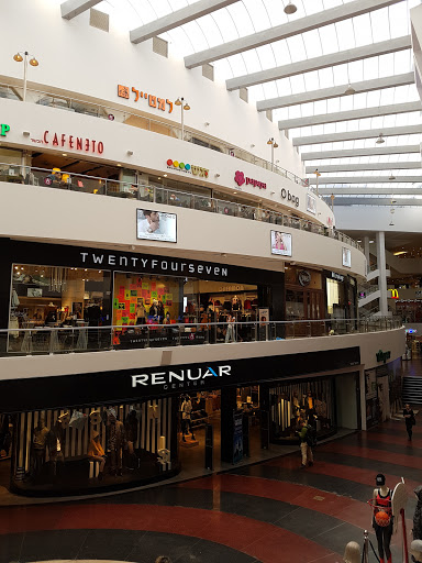 Shopping malls open on Sundays Tel Aviv