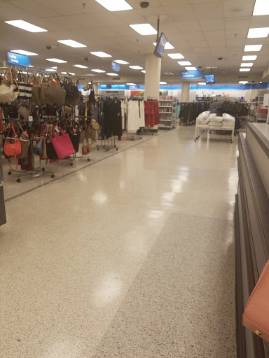 Clothing Store «Ross Dress for Less», reviews and photos, 6298 Seven Corners Center, Falls Church, VA 22044, USA