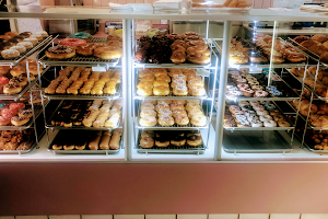 Kim’s donuts & Café image