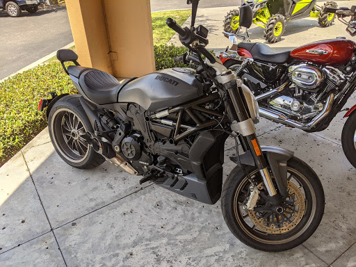 Yamaha Motorcycle Dealer «West Orlando Powersports and Marine», reviews and photos, 16333 W Colonial Dr, Oakland, FL 34760, USA