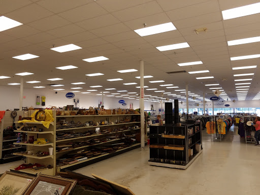Thrift Store «Goodwill Store Manchester», reviews and photos, 2161 Hillsboro Blvd #5, Manchester, TN 37355, USA