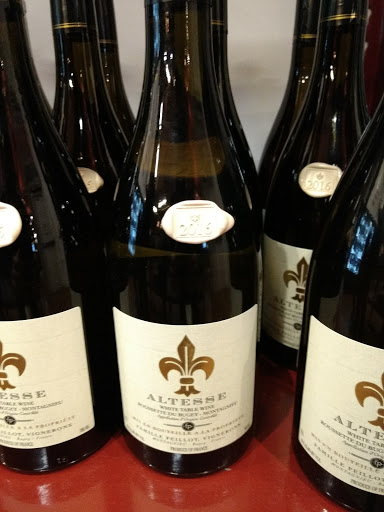 Wine Store «Lou Wine Shop natural + unusual wine Los Angeles», reviews and photos, 1911 Hillhurst Ave, Los Angeles, CA 90027, USA