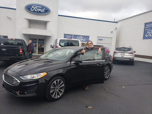 Ford Dealer «Preston Ford», reviews and photos, 13580 W Center St, Burton, OH 44021, USA