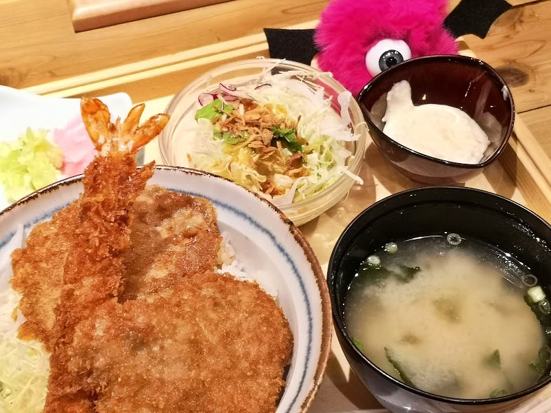 新潟カツ丼タレカツ 神保町すずらん通り店 東京都千代田区神田神保町 かつ丼屋 グルコミ