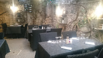 Atmosphère du Restaurant méditerranéen La Pergùla - Restaurant Arles - n°10