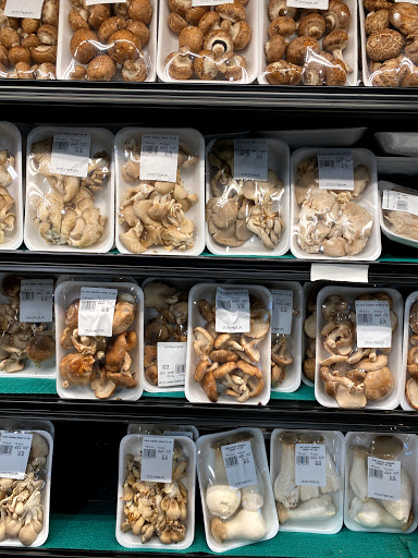 Supermarket «Farm Fresh», reviews and photos, 353 Chatham Dr, Newport News, VA 23602, USA