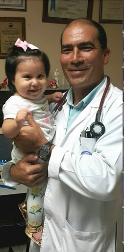 Pediatra Dr. Mario Moreno Retana