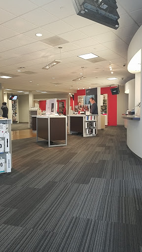 Cell Phone Store «Verizon», reviews and photos, 1800 Washington St, Hanover, MA 02339, USA