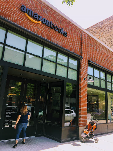 Book Store «Amazon Books», reviews and photos, 3441 N Southport Ave, Chicago, IL 60657, USA