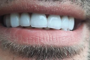 Dr. Edouard Nahas Dental Clinic image