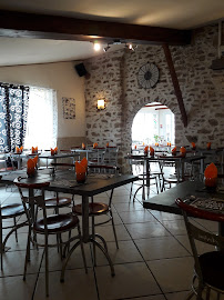 Atmosphère du Restaurant Le Bel'Arôme à Aubigny-Les Clouzeaux - n°4