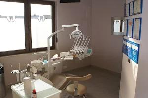 Stomatologia WILEŃSKA Dentysta Stomatolog Lubin Protetyka Implanty Tomografia image