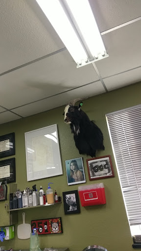 Tattoo Shop «Wingnut Tattoo & Piercing Studio», reviews and photos, 2022 N Ferry St #1201, Anoka, MN 55303, USA