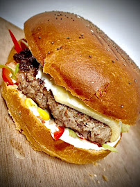 Hamburger du Restauration rapide Chez Cvet - Burgers Maison à Moriville - n°15