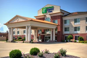 Holiday Inn Express & Suites Vandalia, an IHG Hotel image