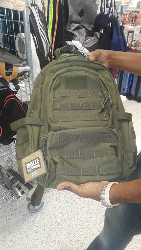 Shopping Mall «Cypress Plaza Shopping Center», reviews and photos, 6824 Katella Ave, Cypress, CA 90630, USA