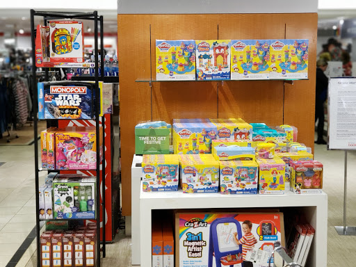 Shopping Mall «Solomon Pond Mall», reviews and photos, 601 Donald Lynch Blvd, Marlborough, MA 01752, USA