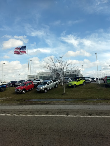 Dodge Dealer «East Tennessee Dodge Chrysler Jeep», reviews and photos, 2774 N Main St, Crossville, TN 38555, USA