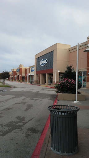 Clothing Store «Old Navy», reviews and photos, 868 N E Mall Blvd, Hurst, TX 76053, USA