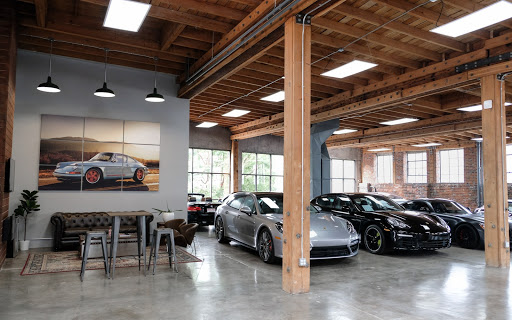 Used Car Dealer «Grand Prix Motors Inc», reviews and photos, 3220 SE 19th Ave, Portland, OR 97202, USA