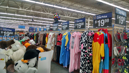 Department Store «Walmart Supercenter», reviews and photos, 350 Walters Rd, Suisun City, CA 94534, USA