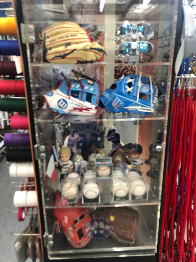 Sporting Goods Store «Budget Sporting Goods», reviews and photos, 6611 Westcott St, Houston, TX 77007, USA