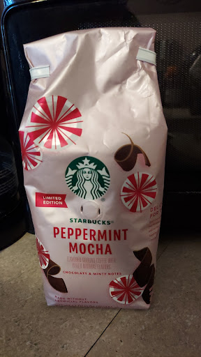 Supermarket «Giant Eagle Supermarket», reviews and photos, 1800 W State St, Alliance, OH 44601, USA