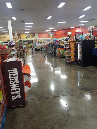 Grocery Store «El Super», reviews and photos, 9710 Woodman Ave, Pacoima, CA 91331, USA