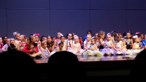 Auditorium «Bauman Auditorium», reviews and photos, 1009 E North St, Newberg, OR 97132, USA