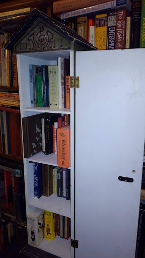 Used Book Store «Books At Cummins Station», reviews and photos, 209 10th Ave S, Nashville, TN 37203, USA