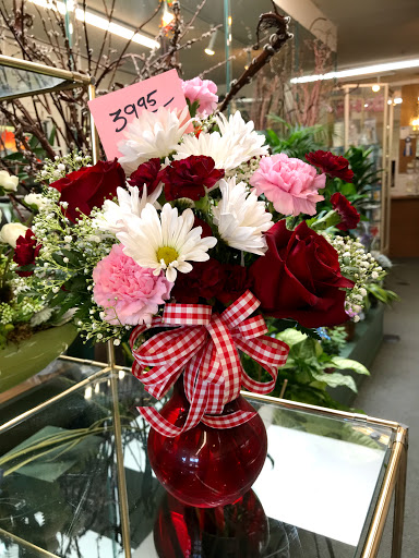 Florist «Crystals Flowers & Gifts», reviews and photos, 17314 Pacific Ave S, Spanaway, WA 98387, USA