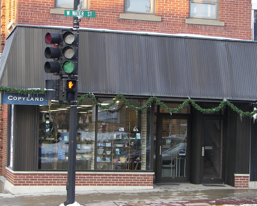 Copyland, 224 W Water St, Decorah, IA 52101, USA, 