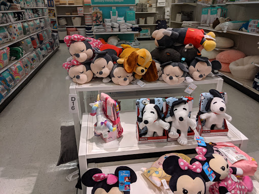 Department Store «Target», reviews and photos, 2070 Sam Rittenberg Blvd, Charleston, SC 29407, USA