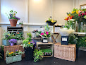 Best Artificial Flowers Stores Oldham Near You
