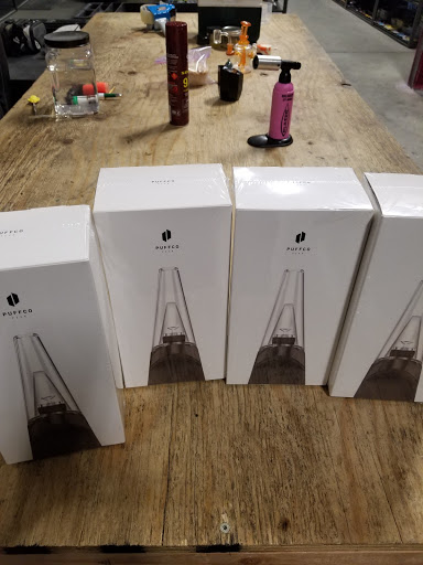 Tobacco Shop «Collective Glass Smoke Shop», reviews and photos, 3616 McRae Blvd #2, El Paso, TX 79925, USA