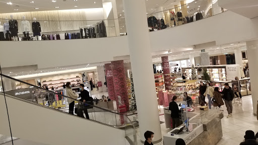 Holt Renfrew