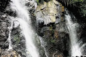 Ellatota Ella Waterfall image