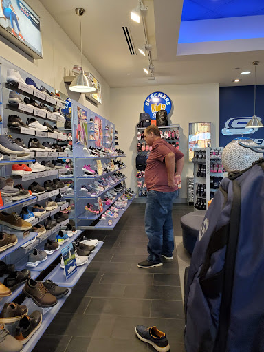 Shopping Mall «SanTan Village», reviews and photos, 2218 E Williams Field Rd #235, Gilbert, AZ 85295, USA